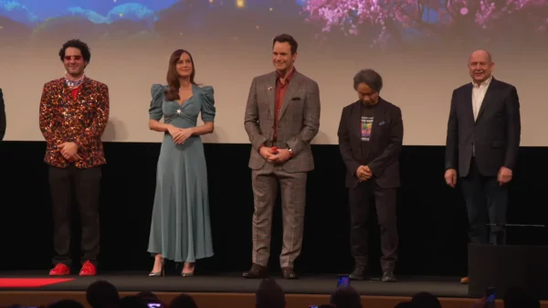 『ザ・スーパーマリオギャラクシー・ムービー』のイベントに登場したクリス・プラットとプロデューサーのクリス・メレダンドリ。