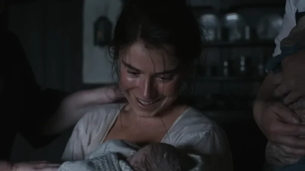 映画『ハムネット』で、自然と深く結びついた母親アグネスを演じるジェシー・バックリー