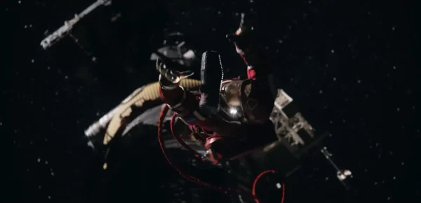 異星人の宇宙船から射出されたキセノナイト製の円筒形の容器（シリンダー）を、ライランド・グレース（ライアン・ゴズリング）が受け取るシーン