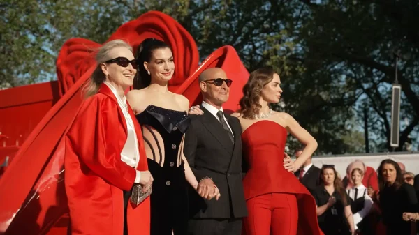 『プラダを着た悪魔2』ロンドンプレミアに集結した主要キャスト4人