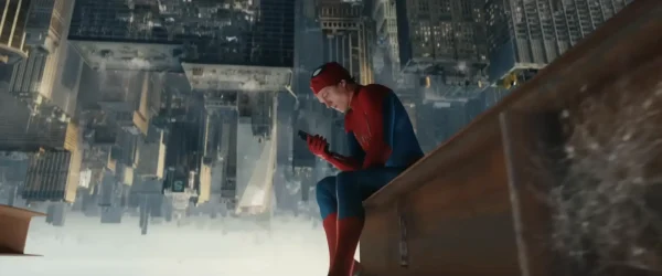 孤独な自警団として活動する手縫いスーツのスパイダーマン